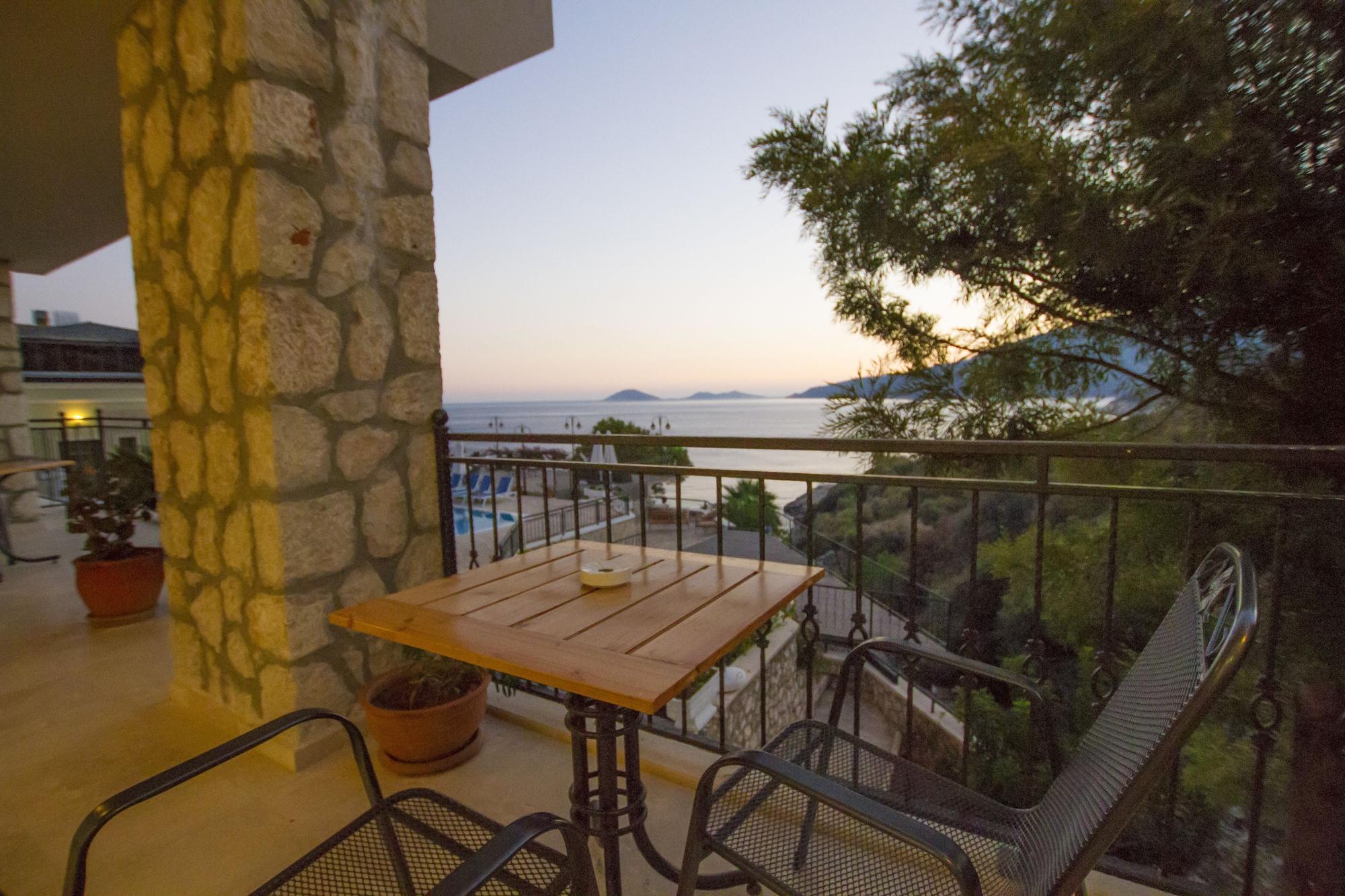 Kulube Hotel Kalkan Ngoại thất bức ảnh